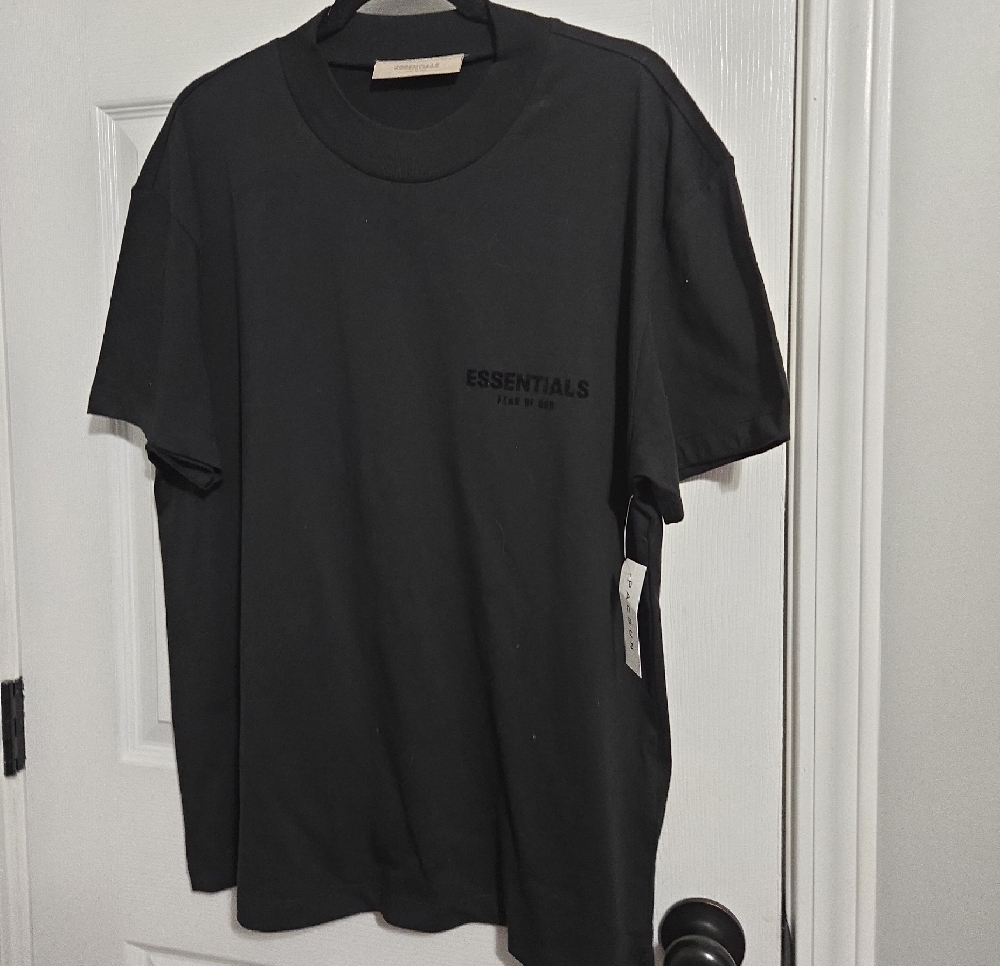 (4)Essentials Black Short Sleeve Crewneck Tee - Picture 3 of 5